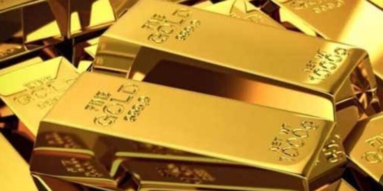 لماذا تراجعت أسعار الذهب مع ترقب المستثمرين للبيانات الاقتصادية؟ 