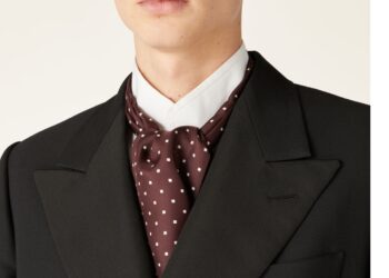 الكرافتات : من الموضة الرسمية إلى إطلالات عصرية مبتكرة