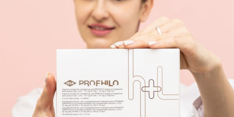 حقن Profhilo أبرز الإجراءات التجميلية الحديثة .. ما القصة ؟