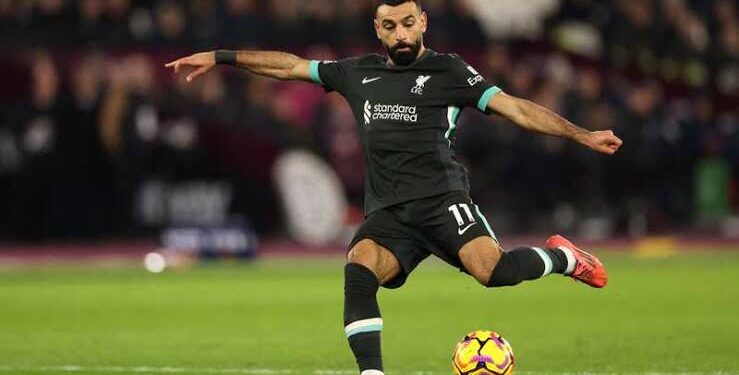 إنضمام محمد صلاح إلى الأهلي في المونديال .. لاعب الأحمر السابق يُبدي آماله