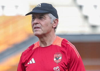 عبر ظهور فضائي .. نجم الأهلي السابق يفتح النار على كولر