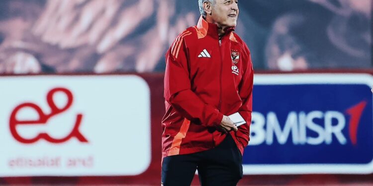 قائمة الأهلي لمواجهة بتروجت اليوم .. ظهور للناشئين وحضور الصفقات