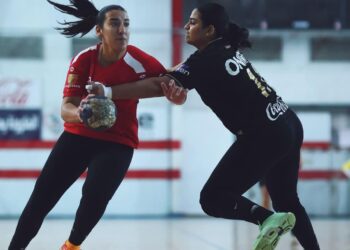 سيدات يد الأهلي يتصدرن ترتيب الدوري بعد الفوز بالقمة