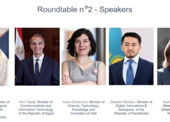 وزير الاتصالات : مصر ملتزمة بتعزيز حوكمة الذكاء الاصطناعي على الصعيد العالمي 