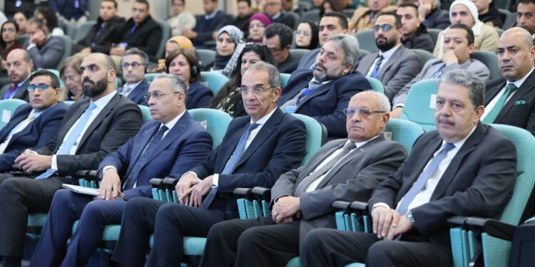 الاتصالات تفتتح ورشة عمل حول تكنولوجيا الكم فى جامعة مصر للمعلوماتية