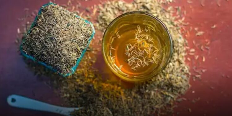 ماء الكمون : مشروب صباحي يعزز الصحة ويمنح الحيوية