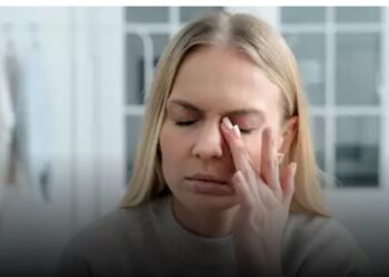 علامات تدل على تلف الكلى من خلال العين