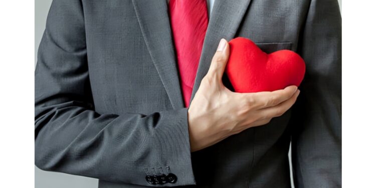 عيد الحب 2025: لمسات باللون الأحمر تُبرز أناقة الرجل