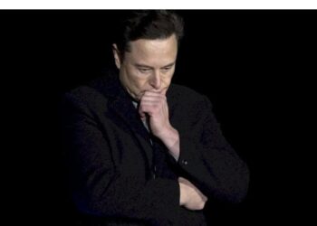 إيلون ماسك: هل نقترب من عالم بلا وظائف ولا حاجة للمال؟