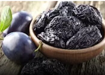 القراصيا: علاج طبيعي فعّال للإمساك وفوائد صحية متعددة