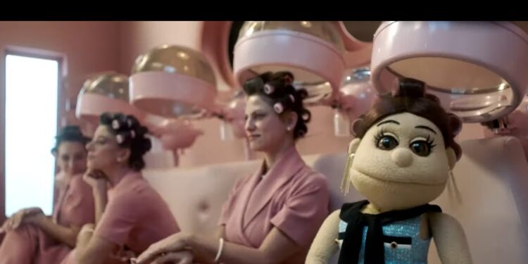 ماذا قالت دينا فؤاد عن دورها في مسلسل حكيم باشا؟