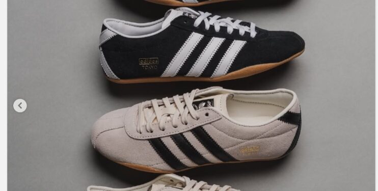 عودة موضة الأحذية المصنوعة من جلد الغزال: مزيج مثالي بين الأناقة والراحة