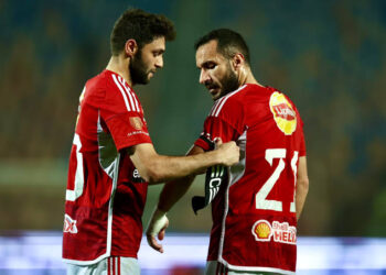 لماذا أصر الأهلي على بقاء علي معلول ؟ .. المدير الرياضي يجيب