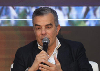 الاستثمار والرياضة والتنمية المجتمعية .. توجه جديد في أندية كرة القدم