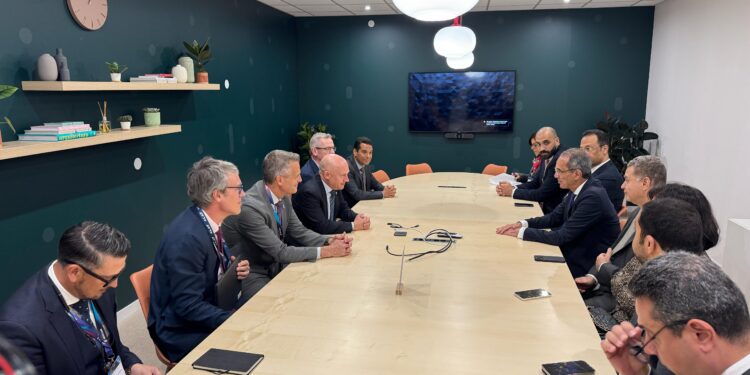 وزير الاتصالات يدعو الشركات العالمية لضخ استثمارات جديدة في التعهيد والذكاء الاصطناعى في مصر