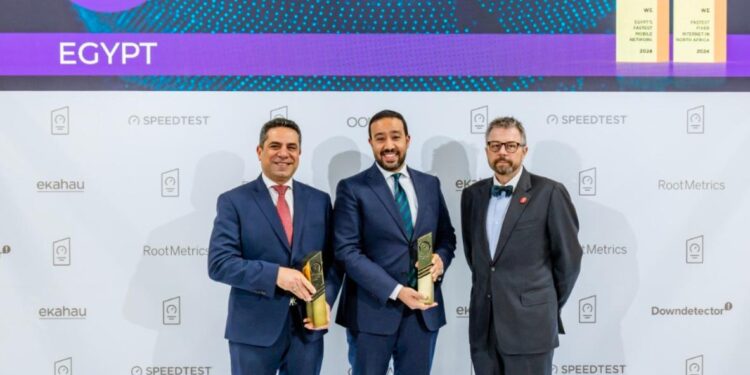 وي “WE” تتألق في سماء الاتصالات: جائزتان عالميتان من أوكلا تتوجان رحلة التميز في خدمات المحمول والإنترنت