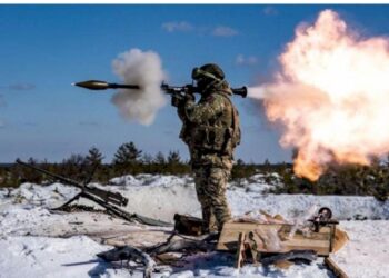 كيف يؤثر قرار ترامب بتجميد المساعدات العسكرية لأوكرانيا؟