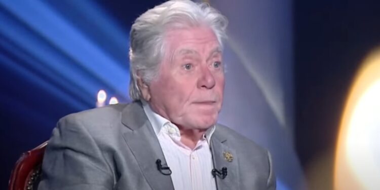 ماذا قال حسين فهمي لبرنامج العرافة عن اصعب موقف له بالسينما المصرية؟