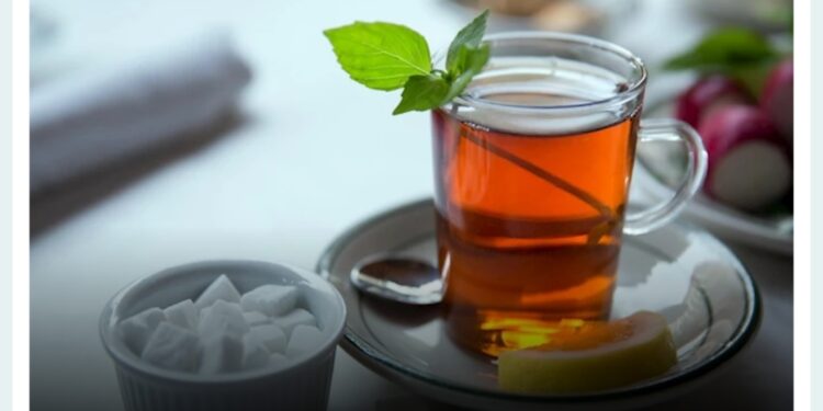 شاي النعناع على معدة فارغة : تعرف على فوائده الصحية السحرية