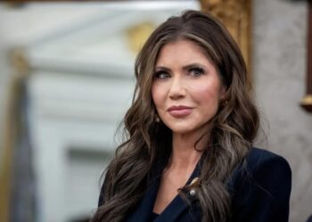 تفاصيل سرقة وزيرة الأمن الداخلي الأمريكية في واشنطن