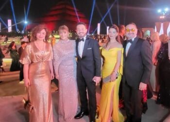 إلهام شاهين تحتفل بزفاف ليلى زاهر وهشام جمال بحضور نجوم الفن