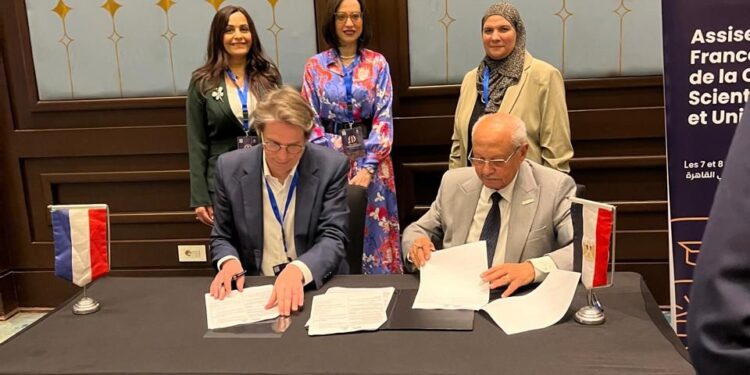 ريم بهجت: التعاون مع جامعتي “سيزي” و”ايزار ديجيتل” الفرنسيتان يؤكد مواكبة جامعة مصر للمعلوماتية لإعادة تشكيل الاقتصاد العالمي