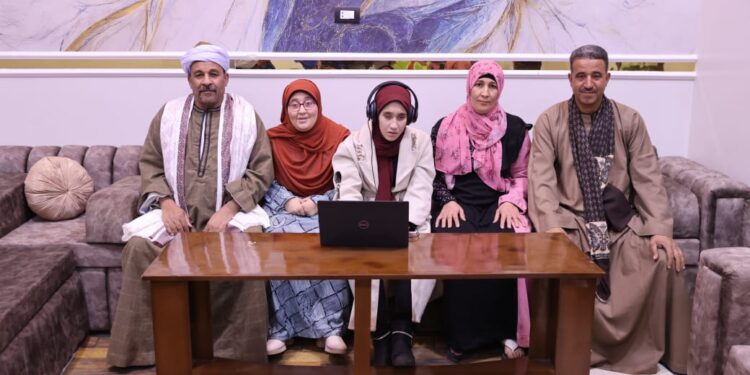 في استجابة لحاجة طالبة مدرسة النور لأسيوط .. وزارة الاتصالات تمنحها “لابتوب” وتقدم لها تدريبا لتحقيق حلمها في دراسة البرمجة