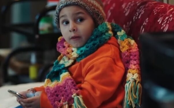 رحمة أحمد عن تفاصيل مشاركة ابنها مصطفى في مسلسل “80 باكو”