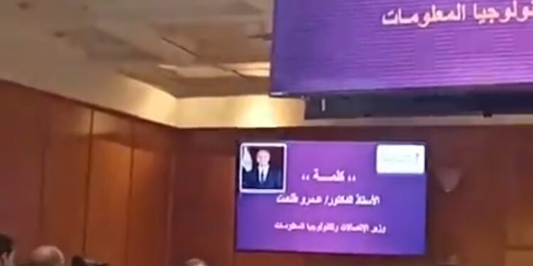 وزير الاتصالات: تطوير  170 مكتب بريد بالقليوبية