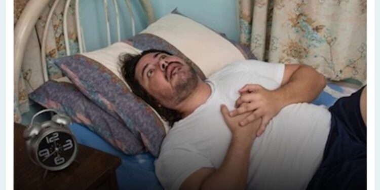 أبرز أعراض انسداد الشرايين.. بم ينصحك الطبيب