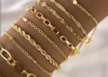 أبرز 5 اكسسوارات ذهبية للبنات لأزياء الربيع