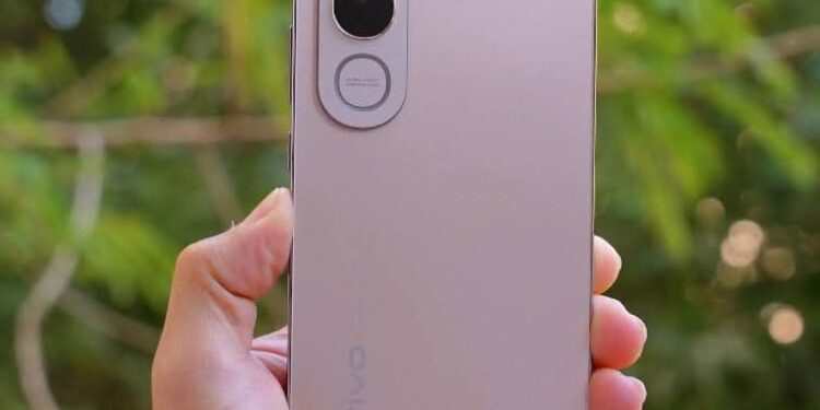 نصائح هامة حول هاتف فيفو vivo V50