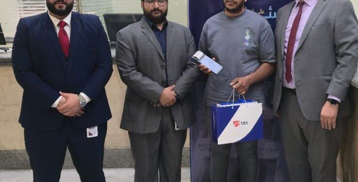 إى تاكس تتعاون مع الضرائب لتزويد الممولين الجدد بأجهزة نقاط بيع مجانية ضمن التسهيلات الضريبية