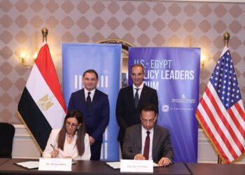 وزير الاتصالات: مصر تستهدف إنتاج أكثر من 9 ملايين هاتف محمول خلال 2025