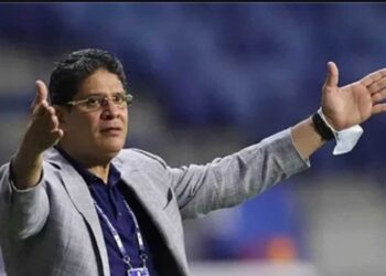 تفاصيل مثيرة في تعاقد الزمالك مع أيمن الرمادي مديرا فنيا