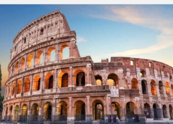 مغامرة عجائب الدنيا السبع: استكشاف التاريخ والجمال بعيدًا عن الحشود