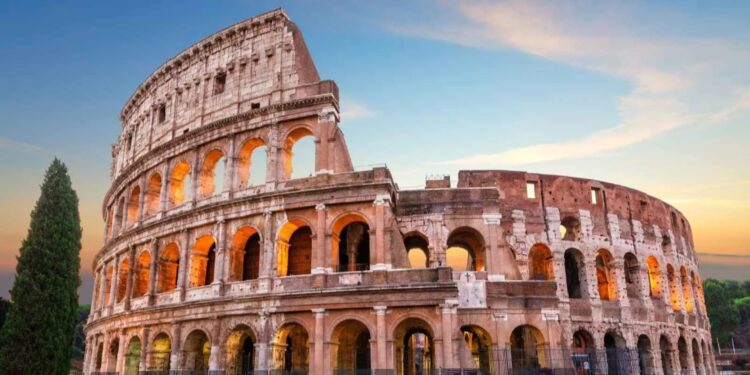 مغامرة عجائب الدنيا السبع: استكشاف التاريخ والجمال بعيدًا عن الحشود