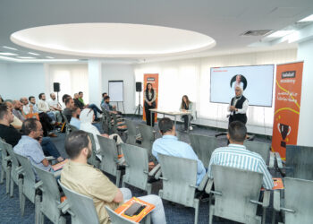 طلبات مصر : دعم المشروعات الصغيرة والمتوسطة لتعزيز قدراتهم التنافسية وتوفر تدريبات لـ 50 متجر محلي 