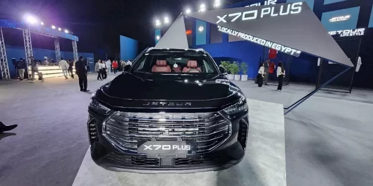 الفارق بينهم يصل إلى 145 ألف جنيه .. تعرف على أرخص سيارتين 7 راكب “زيرو” في مصر