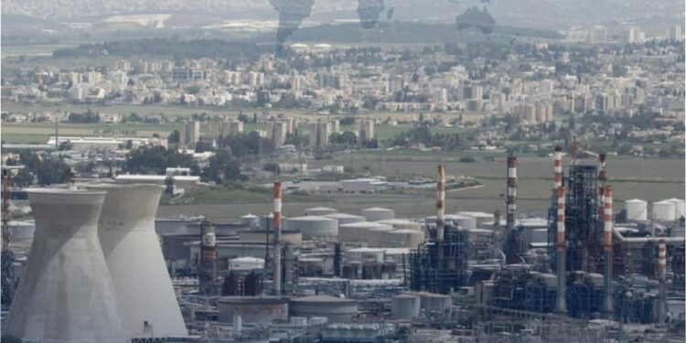 إيران تكشف سبب اختيار مصفاة حيفا هدفا للهجوم على إسرائيل 