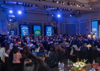 قمة مصر للأفضل 2025 تكرم 100 شركة رائدة و50 سيدة مؤثرة تحت رعاية رئيس الوزراء