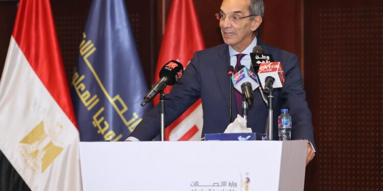 الاتصالات تخطط لتنظيم دورات تدريبية تستهدف مهنًا متنوعة تضم الأطباء والمحاسبين والمهندسين