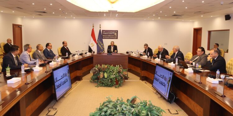 الاتصالات: تأهيل أكثر من 7000 متدرب من شباب شمال سيناء للعمل فى مجالات تكنولوجيا المعلومات