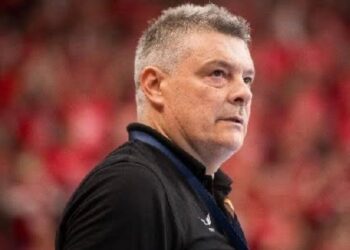 الإسباني باسكوال مدرب منتخب اليد يصل القاهرة غدًا