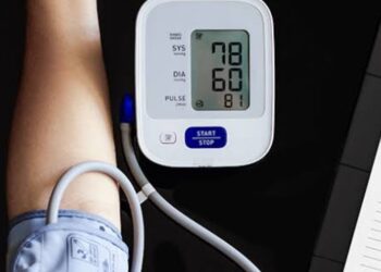 كيفية التعامل مع ارتفاع ضغط الدم في حرارة الصيف؟