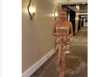 شوف : شيرين رضا تخطف الأنظار بإطلالة ذهبية ساحرة .. 