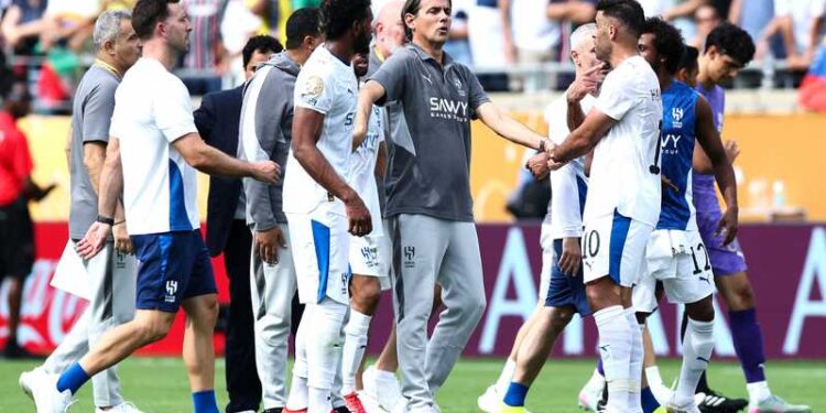 إنزاجي بعد وداع الهلال للمونديال : كتبنا قصة لا تُنسى