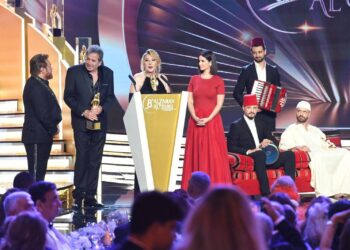 تفاصيل تكريم نادية الجندي عن فيلم الباطنية في لبنان