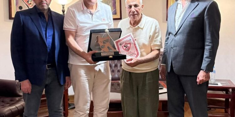 في حفل رسمي.. الزمالك يودّع الرمادي برسالة تقدير واحترام