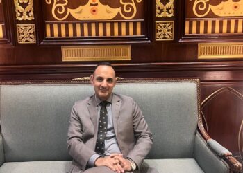 كيف يؤثر التعامل باليوان على الفرص الاستثمارية لتعاون مصر مع الصين؟